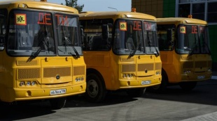 Новой Яменской школе  подарили три автобуса